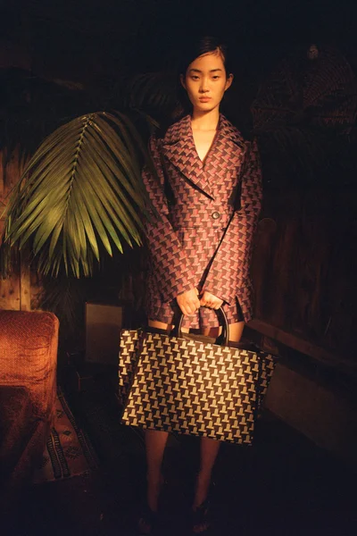 Look 34